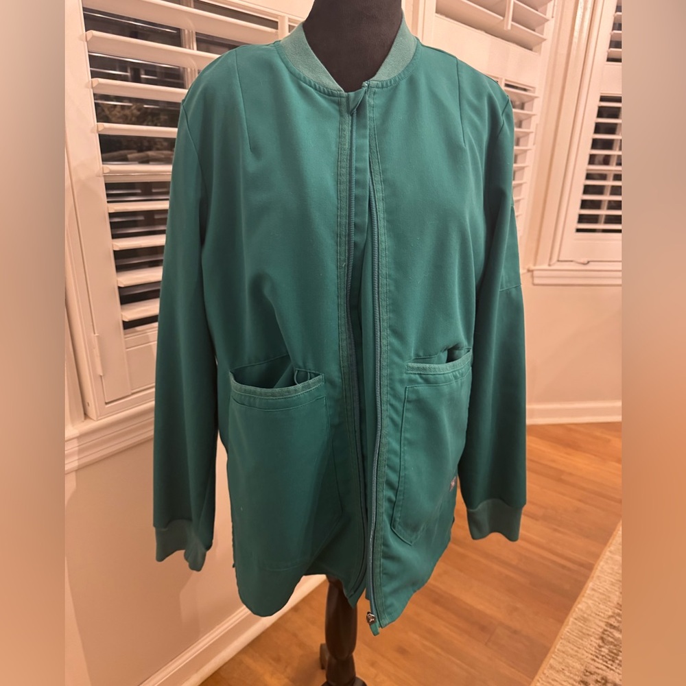Figs Zip-Up Scrub Jacket and Top